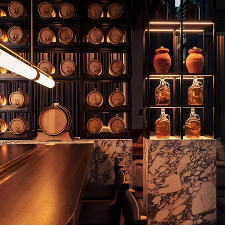 Next Hotel Melbourne, Curio Collection By Hilton Exterior photo