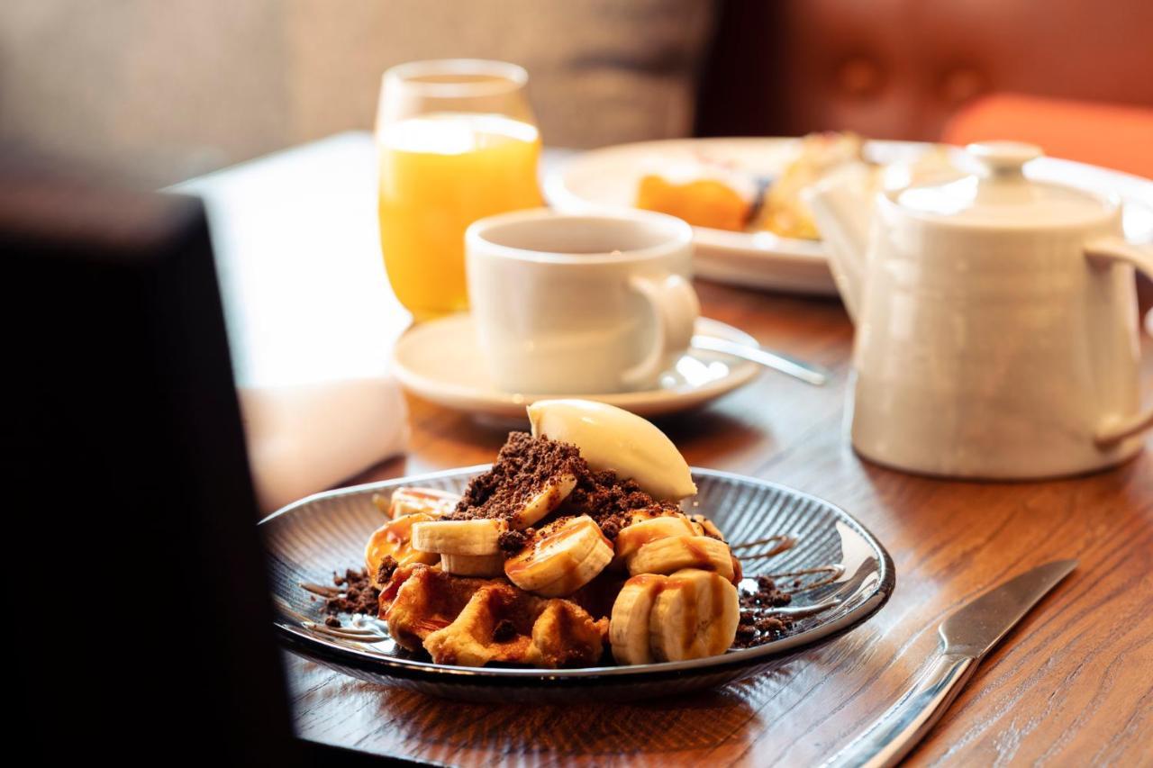 Next Hotel Melbourne, Curio Collection By Hilton Exterior photo A typical breakfast at the hotel