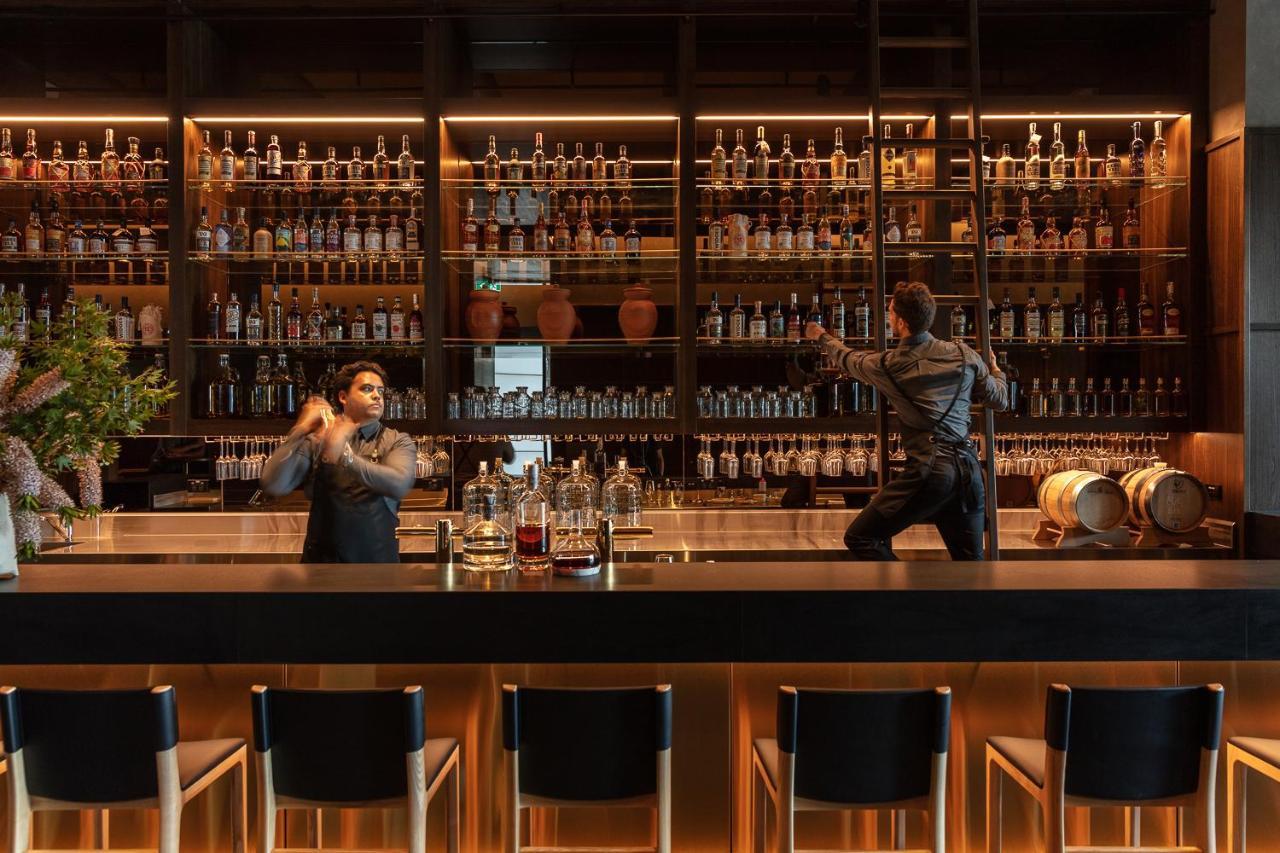 Next Hotel Melbourne, Curio Collection By Hilton Exterior photo The Bar