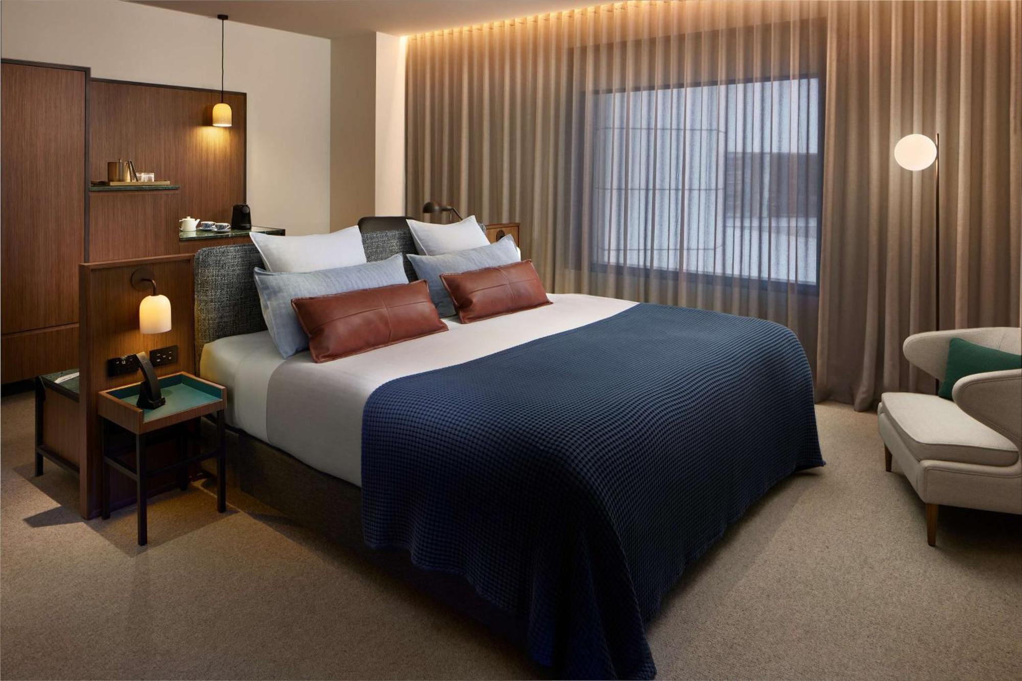Next Hotel Melbourne, Curio Collection By Hilton Exterior photo